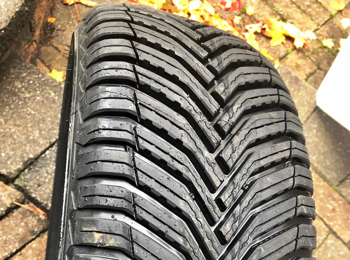 Évaluation du pneu tout climat Michelin CrossClimate 2